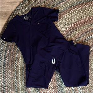 Women’s Figs Scrub Set